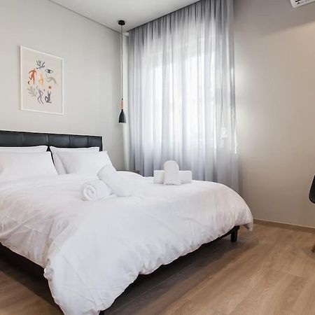 Piraeus Deluxe 2Bdr Apt - Near Metro And Port Zewnętrze zdjęcie