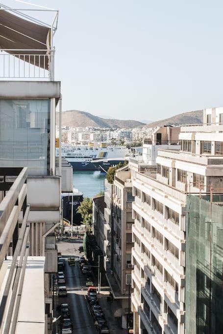 Piraeus Deluxe 2Bdr Apt - Near Metro And Port Zewnętrze zdjęcie
